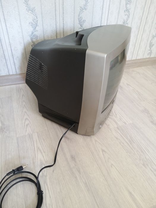 Продам б/у телевизор LG в рабочем состоянии.