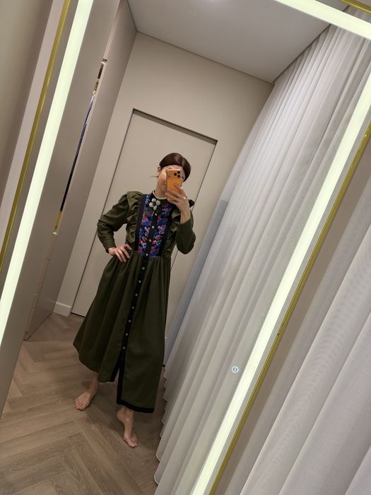 Дизайнерское платье kirpi