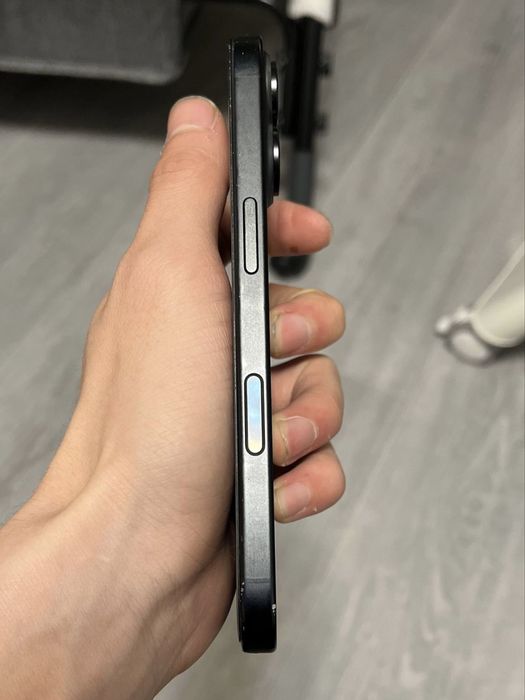 Айфон 16 128 гб 90% емкость. Коробка документы есть.