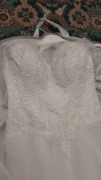 Продам свадебное платье