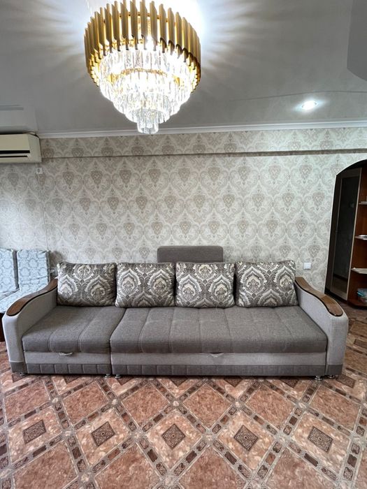Продается 3 м диван