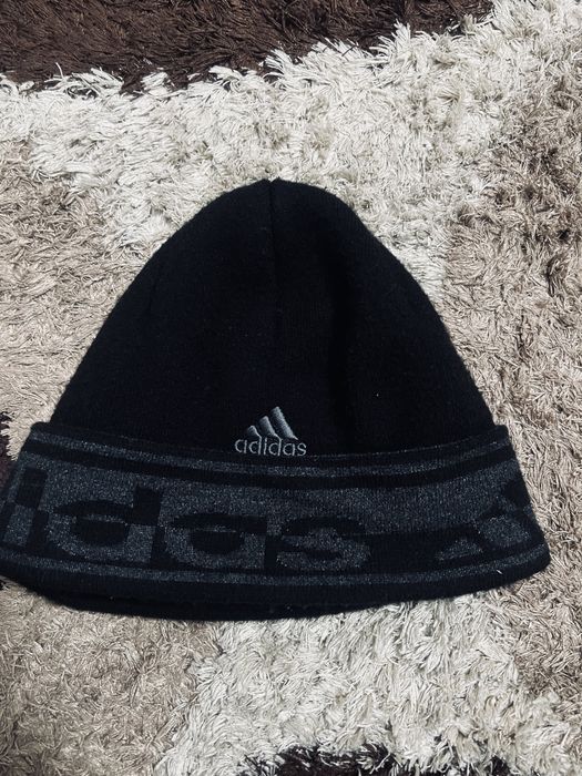 шапка адидас