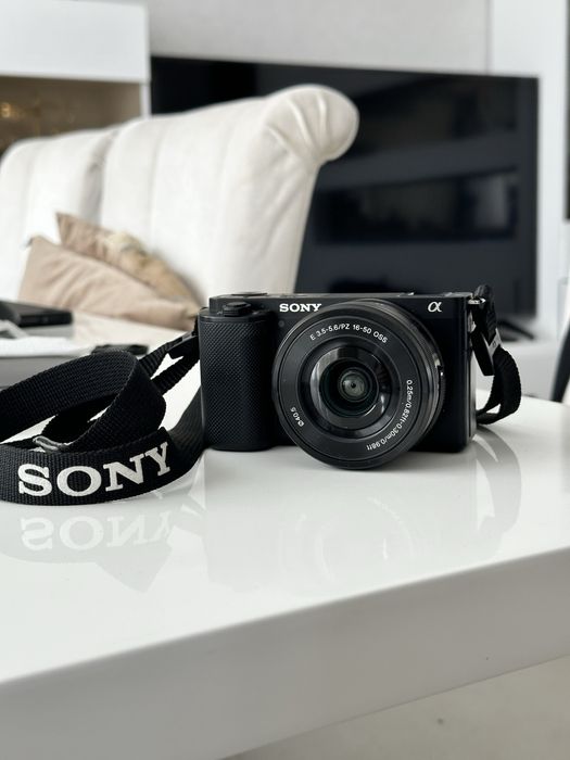 Фотокамера Sony ZV-E10 KIT 16-55mm