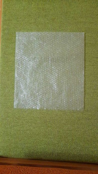 Продаются (Сотилади) упаковочные пузырчатые пакеты из ВПП