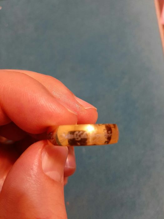 Vand inel model film "Stapanul inelului "