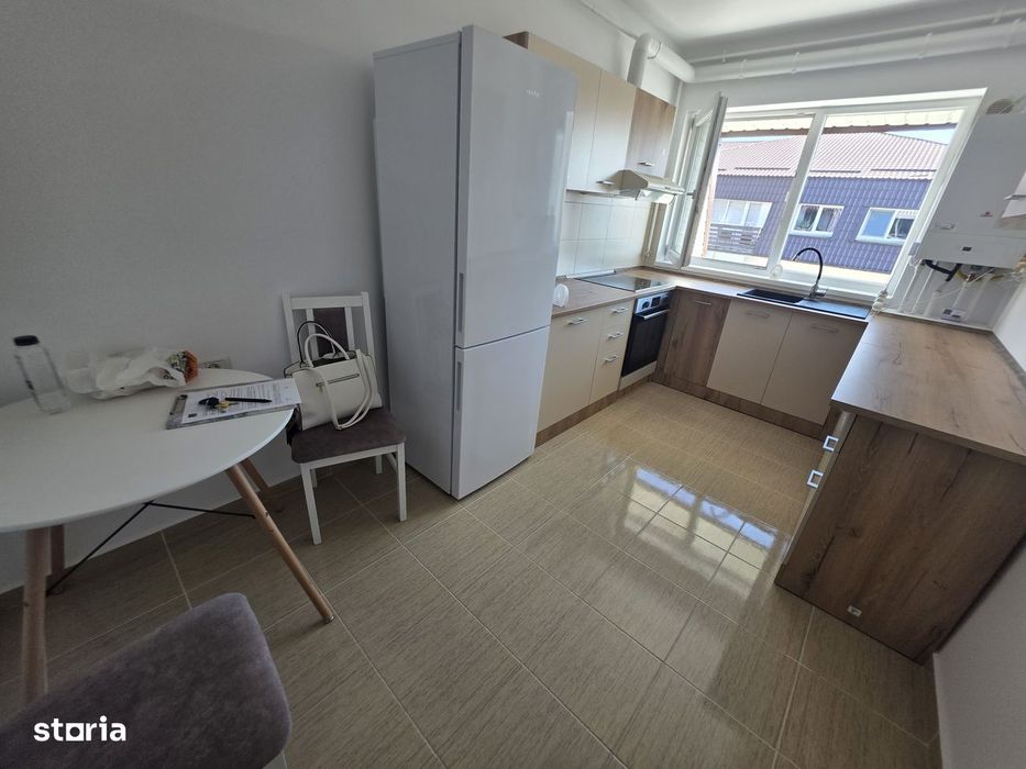 Se vinde 2 camere 60mp in Sanpetru Subcetate la mansarda, ca nou