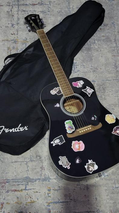 Продаю гитару Fender