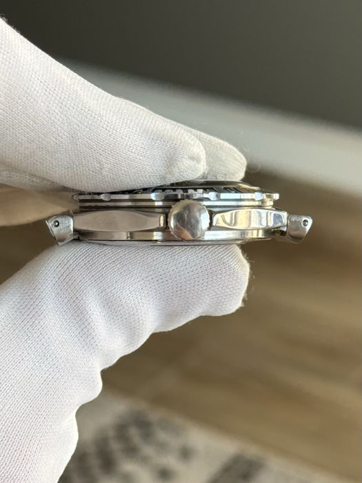 Часовник Восток Уши на Капака НВЧ-20 Руски СССР Съветски