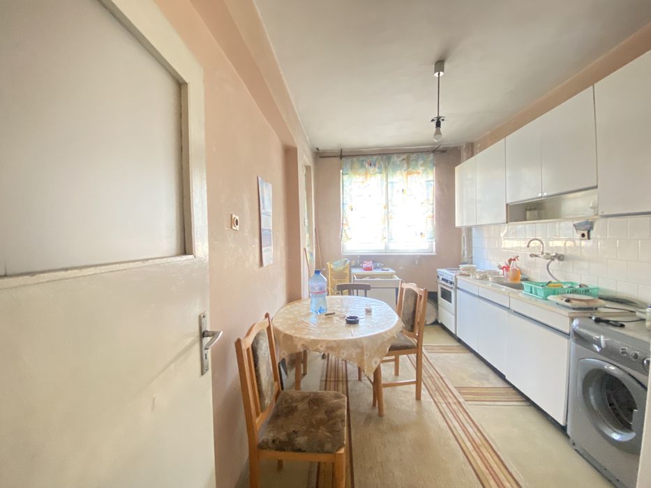 Продава се Тристаен апартамент в Силистра, в.з. Юг - 74 кв.м за 572 €/кв.м - Снимка #5