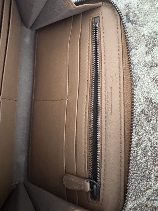 Bottega Veneta portofel autentic, piele naturala