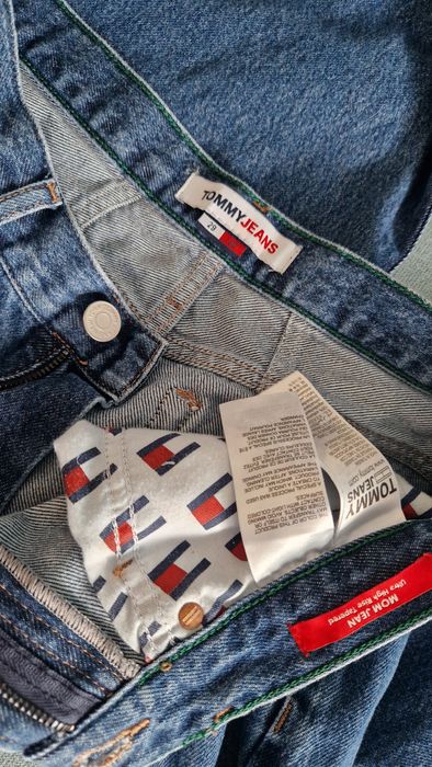 Оригинални дънки Tommy Jeans