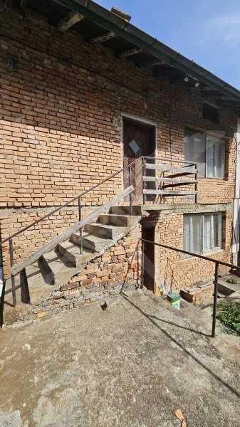 Продава се Къща в Цар Калоян - 210 кв.м за 741 €/кв.м - Снимка #3