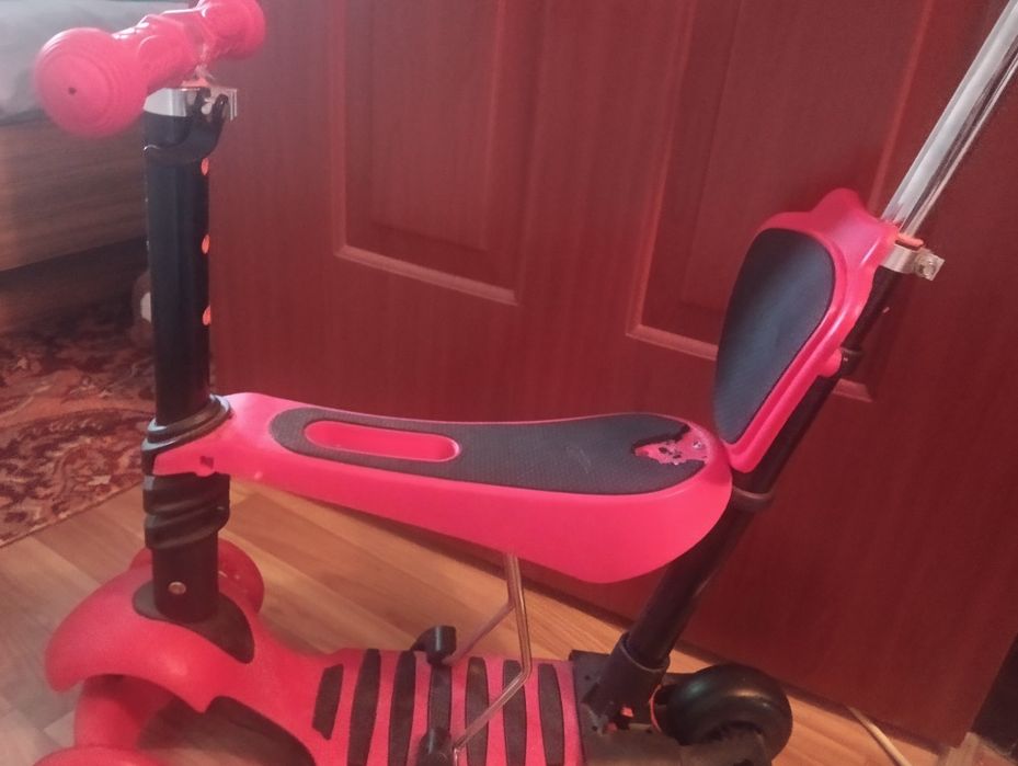 Продам детский самокат