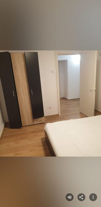 UMF, proprietari, vand apartament cu patru camere etaj 3,  95mp  ultracentral vi-sa-vis de Spitalul sfântul Spiridon, etaj 3