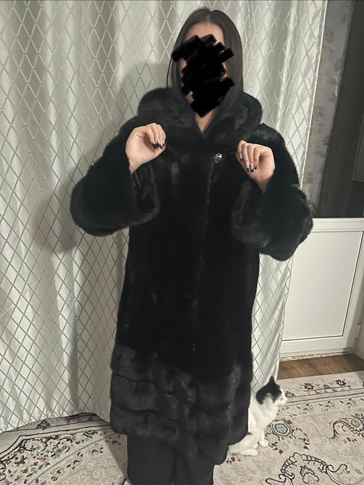 Продаётся норковая шуба