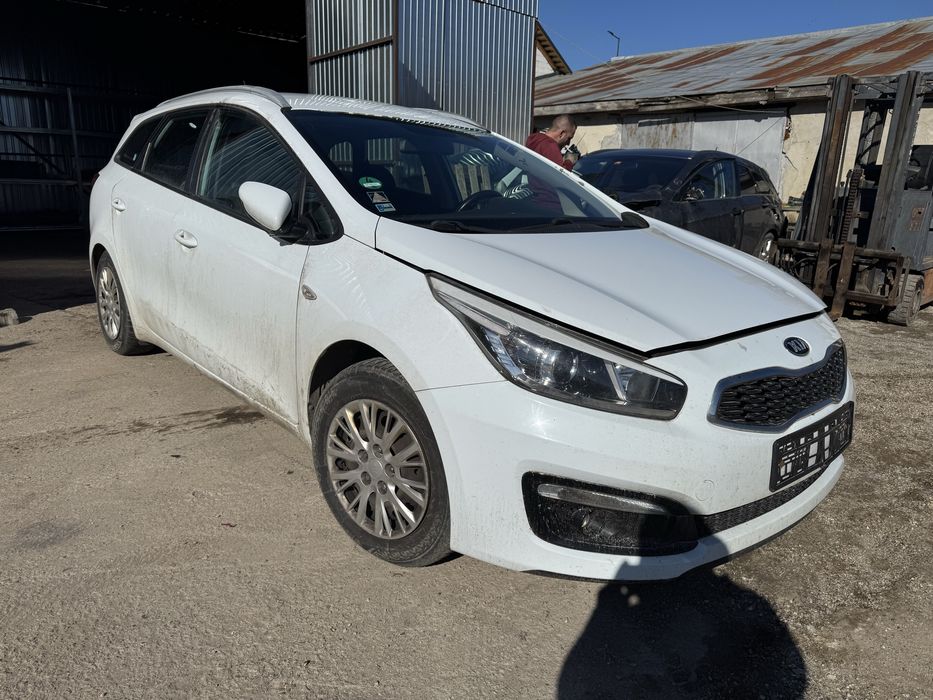 Dezmembrez Kia Ceed 1.4crdi 2016 cod motor D4FC