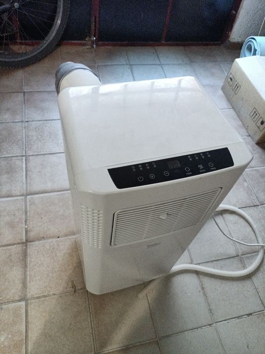 Мобилен климатик Беко