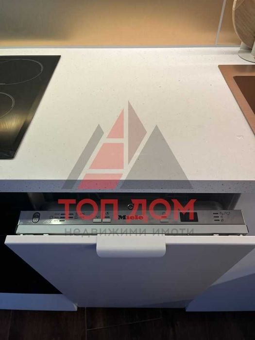 Дава се под наем Двустаен апартамент в к.к. Св.Св. Константин и Елена - 62 кв.м за 612 € - Снимка #11