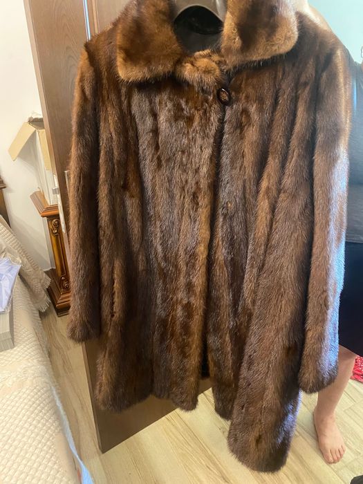 Haină de blană, în stare excelentă