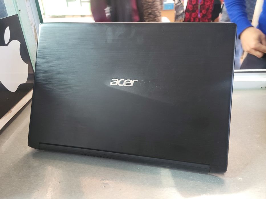 ACER Noutbuk Sotiladi: i7-8550U/8GB/256GB/1TB/MX130, 2GB