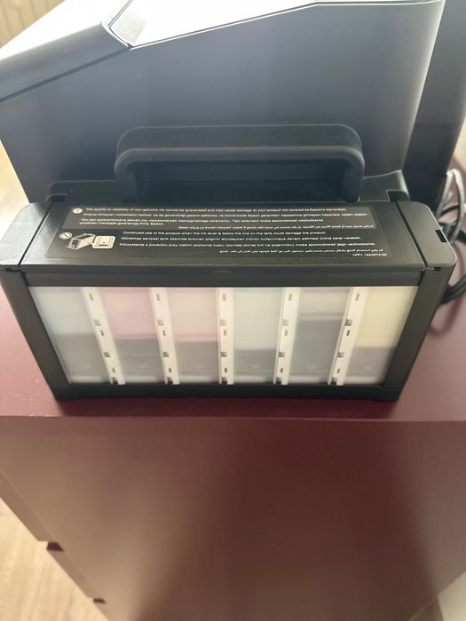 Epson L1800, A3+ мастиленоструен фото принтер, подходящ за фото печат