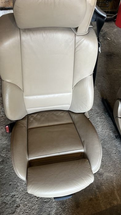 Кожено рекаро БМВ Е46 кабриолет