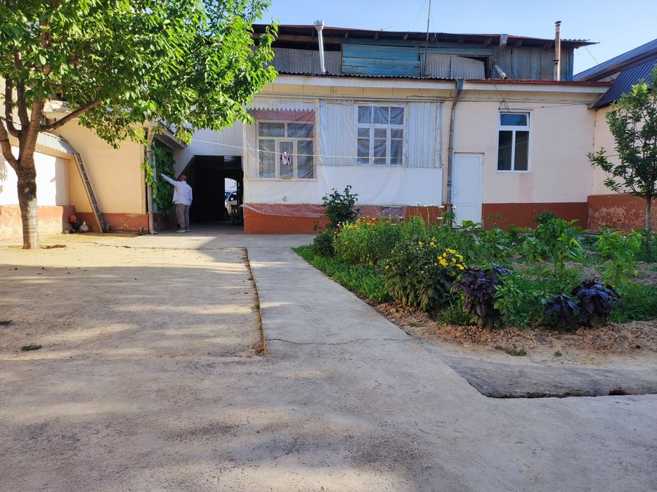 Продаётся участок под строительство Евродома 4.05 сот махаля Домбрабад