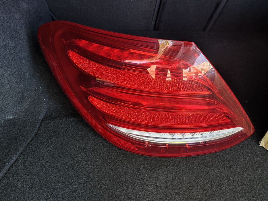 Ляв стоп за Мерцедес Е класа W213 Mercedes Benz E class