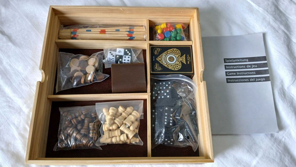 Sah, Table, Dame, Moara, Domino - set 10 jocuri in cutie din lemn
