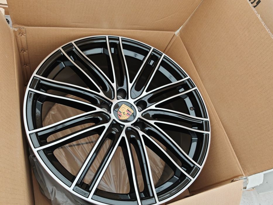 Vand jante de aliaj pentru PORSCHE pe  21  model  350