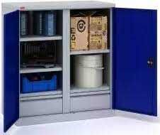 Инструментальный шкаф