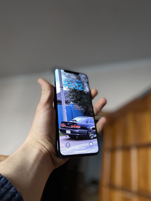 iPhone 11 pro max 256гб 68%