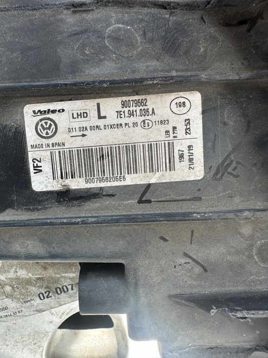 Vw Multivan 2015 ляв фар за Части