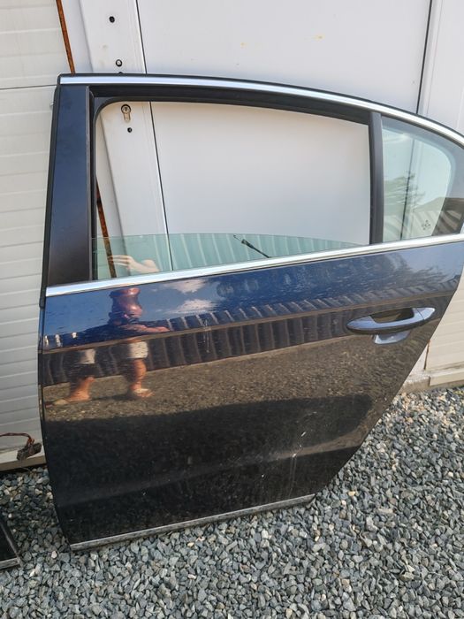 Portiera Vw passat b7 500lei