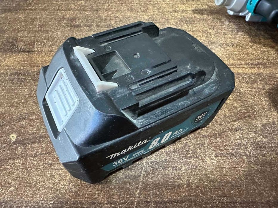 Aкумулаторен ударен гайковерт Makita DTW285 + батерия 8.0Ah