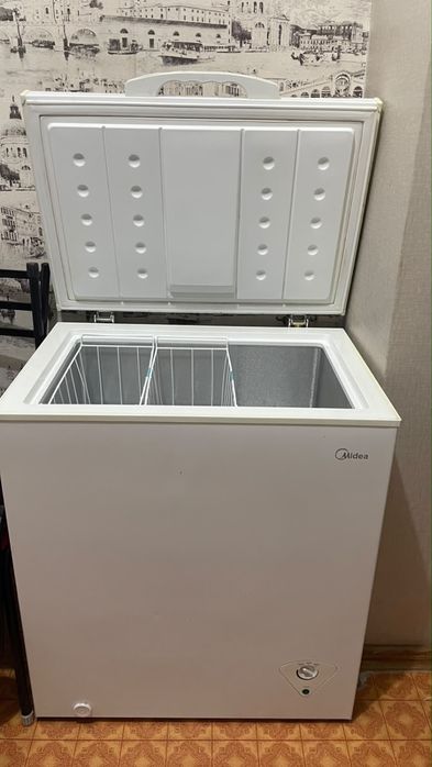 Морозильник Midea