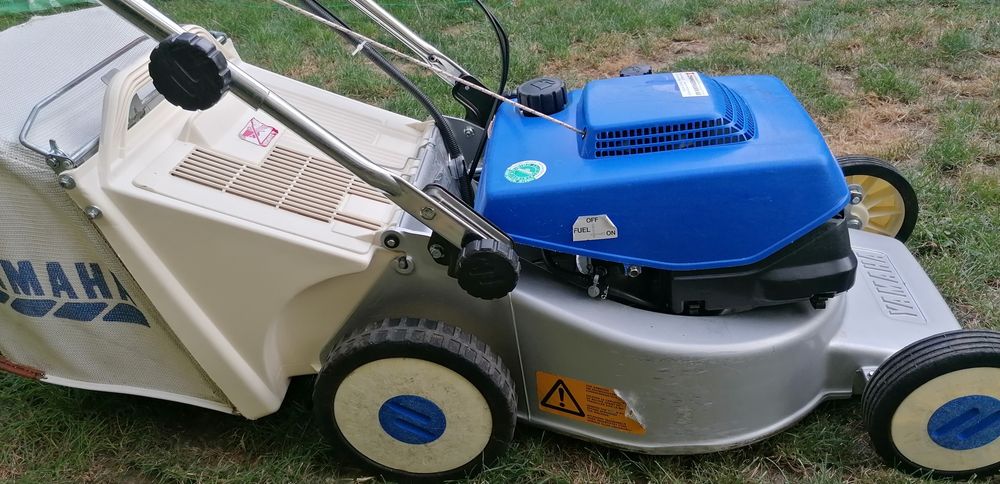 Самоходна косачка YAMAHA с ел стартер на 12в