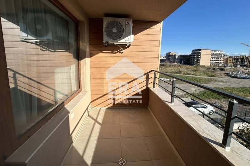 Студио в нова луксозна сграда