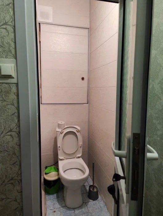 Срочно Продаётся Кушбеги 1в2/3/5 с мебелью техникой ремонт средний !