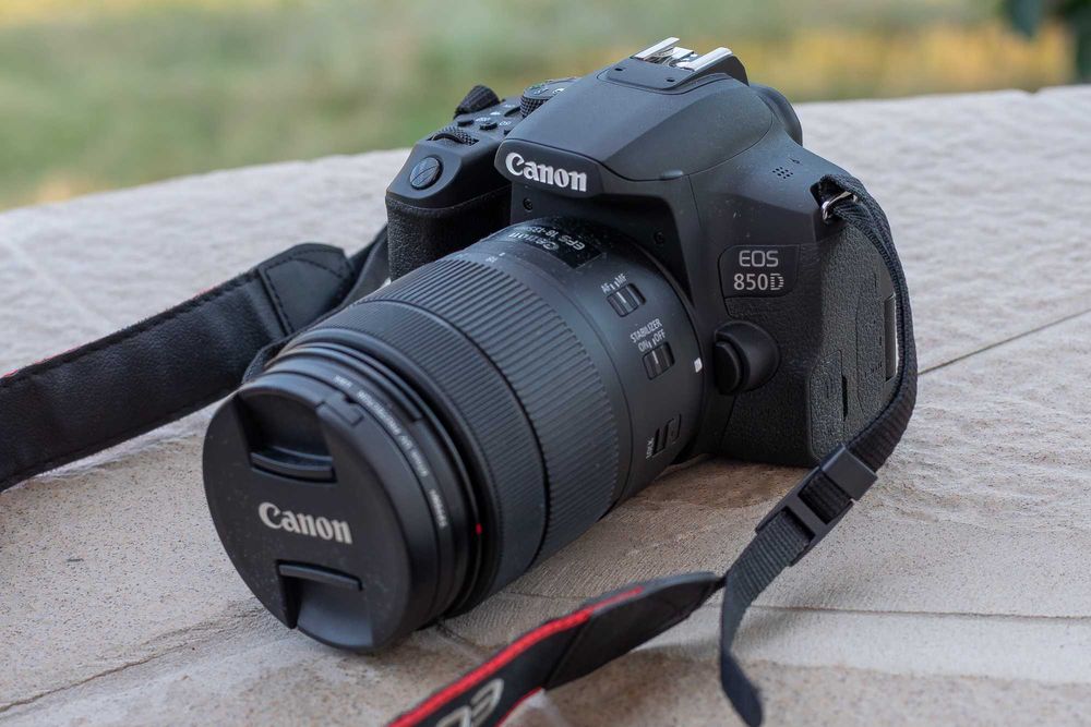 Canon eos 850d + Canon 18-135