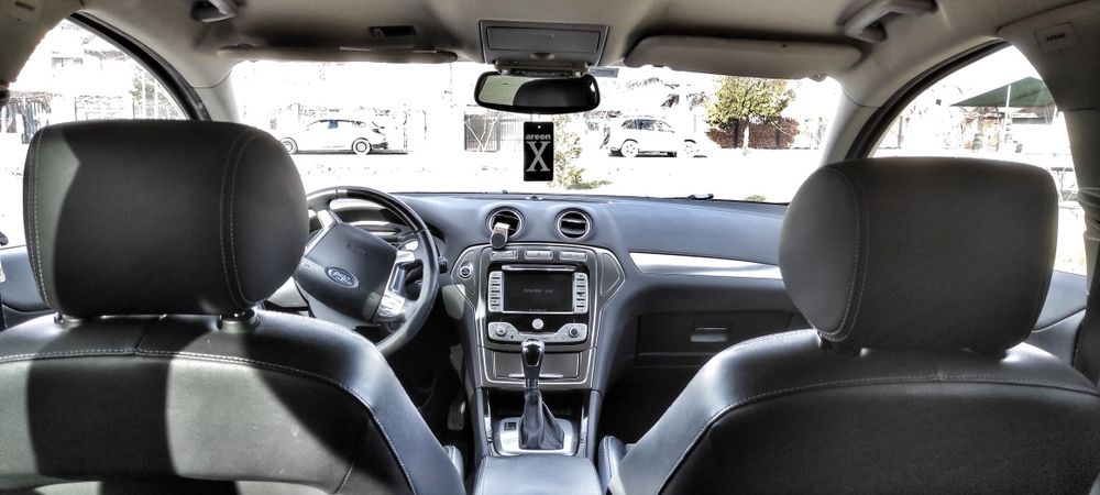 Продавам Форд Мондео