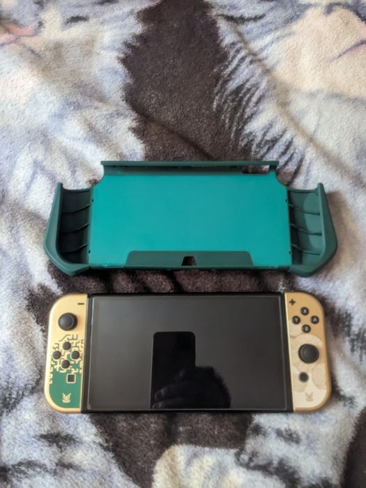 Nintendo switch OLED Legend of Zelda edition