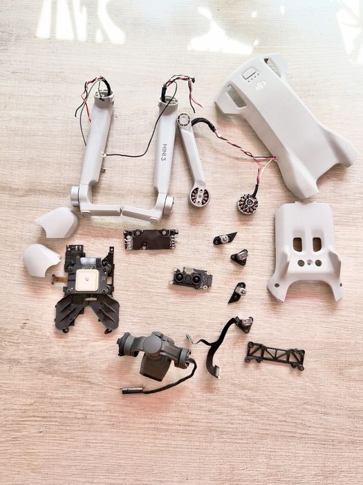 Части за DJI Mini 3
