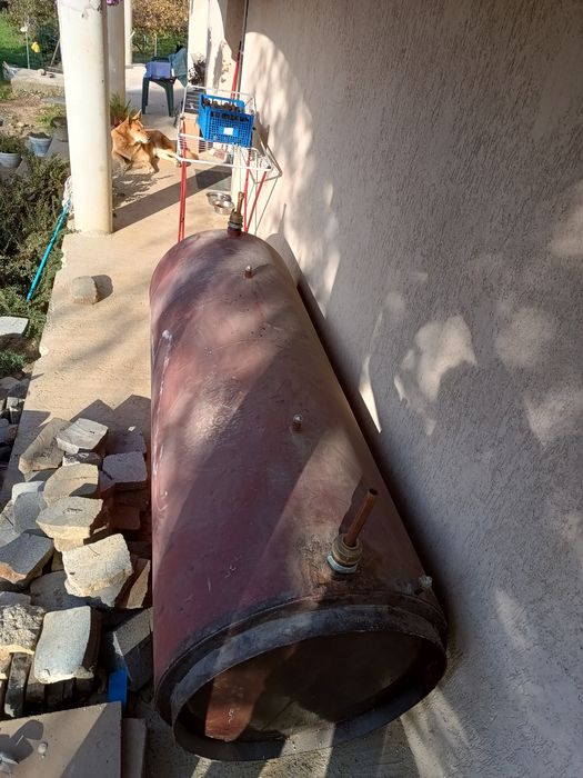 Vind rezervor apă,pufer de 1000 litri.