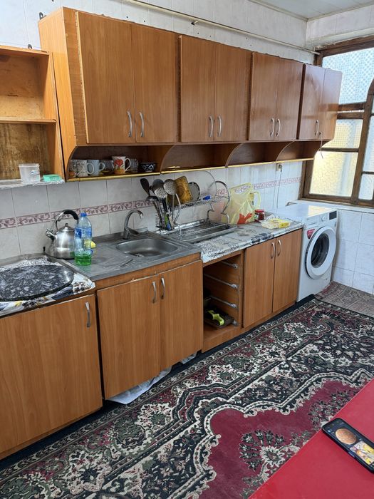 Talaba bollaga sheriklikka 900000 somdan.Chorsu Beruni Tinchlik metro