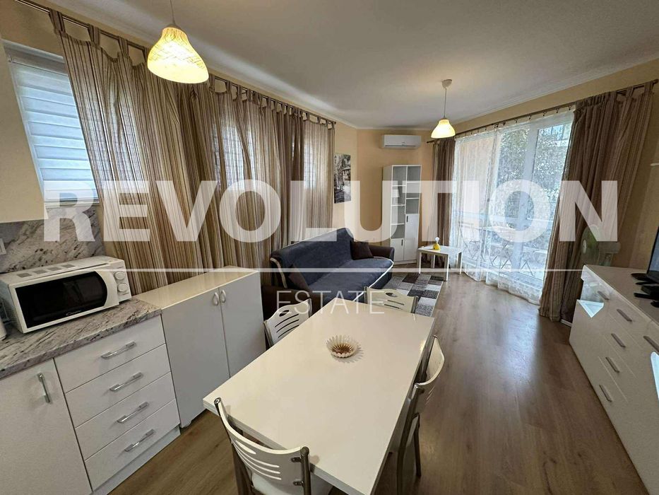 Дава се под наем Двустаен апартамент в Варна, Бриз - 70 кв.м за 600 € - Снимка #2