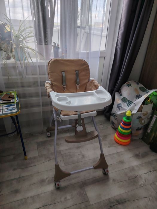 Продам стульчик для кормления