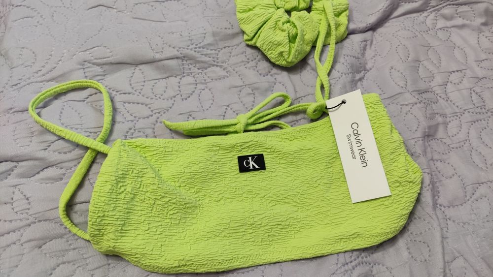 Ново горнище на бански Calvin Klein M size