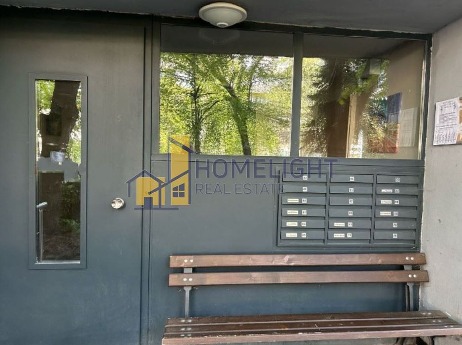 Двустаен апартамент в кв. Красно село