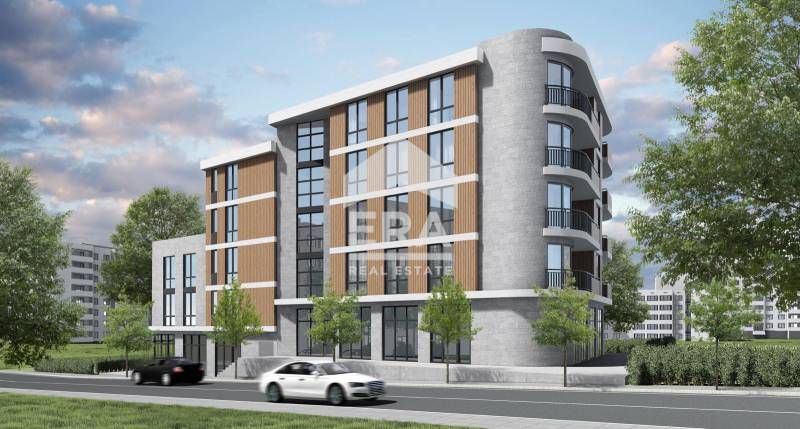 Продава се Тристаен апартамент в Хасково, Тракийски - 168 кв.м за 900 €/кв.м - Снимка #2